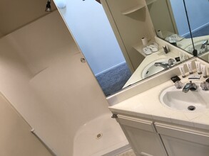 230 Dunecrest Ave, Unit 3 in Monterey, CA - Building Photo - Building Photo