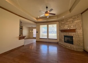 14009 Canterbury Dr in Edmond, OK - Building Photo - Building Photo