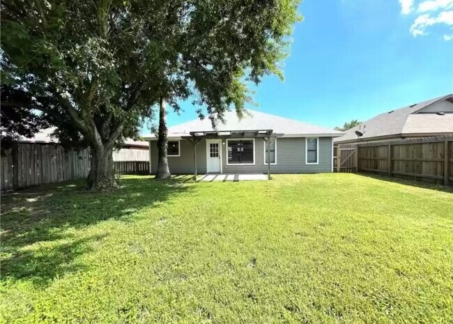 3025 Westlake Dr in Ingleside, TX - Building Photo - Building Photo