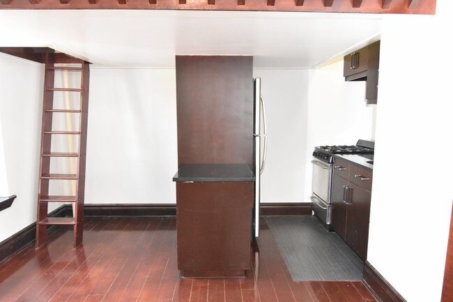 28 W 125th St-Unit -1-C in New York, NY - Building Photo - Building Photo