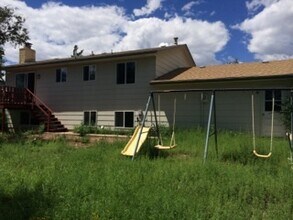 1555 Yakima Dr in Colorado Springs, CO - Building Photo - Building Photo