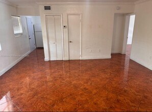 1230 W 54th St in Hialeah, FL - Building Photo - Building Photo