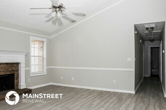 180 Autumn Way in Covington, GA - Building Photo - Building Photo