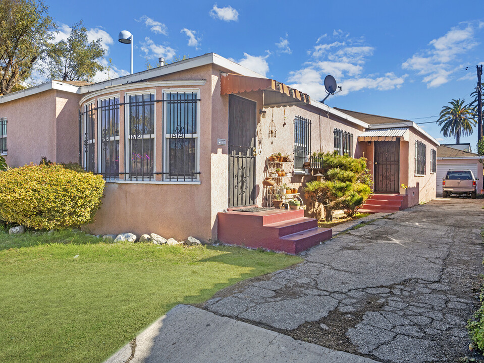 La Brea in Los Angeles, CA - Building Photo