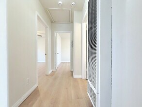 1325 W 58th St in Los Angeles, CA - Building Photo - Building Photo