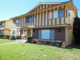 11739 Bellflower Blvd Apartments