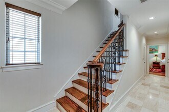 5607 Maxie St in Houston, TX - Building Photo - Building Photo