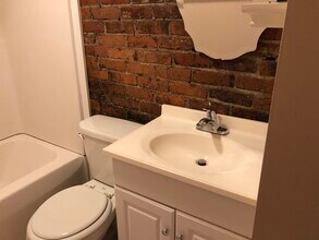62 Main St in New York Mills, NY - Building Photo - Building Photo