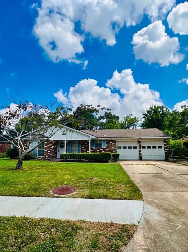 property at 118 Talisman St