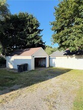 918 Brittain Rd in Akron, OH - Building Photo - Building Photo