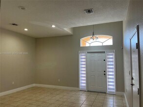 15205 SW 13th Terrace in Miami, FL - Building Photo - Building Photo