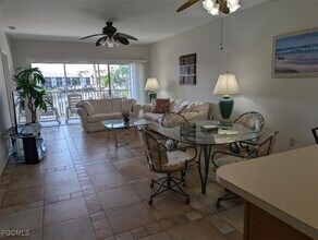 1936 Beach Pkwy in Cape Coral, FL - Building Photo - Building Photo