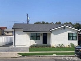 523 N Lomita St in Burbank, CA - Building Photo