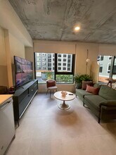 349 NW 31st St, Unit S1 in Miami, FL - Building Photo - Building Photo