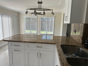 6415 Bethany Ave in Ft. Myers, FL - Building Photo - Building Photo