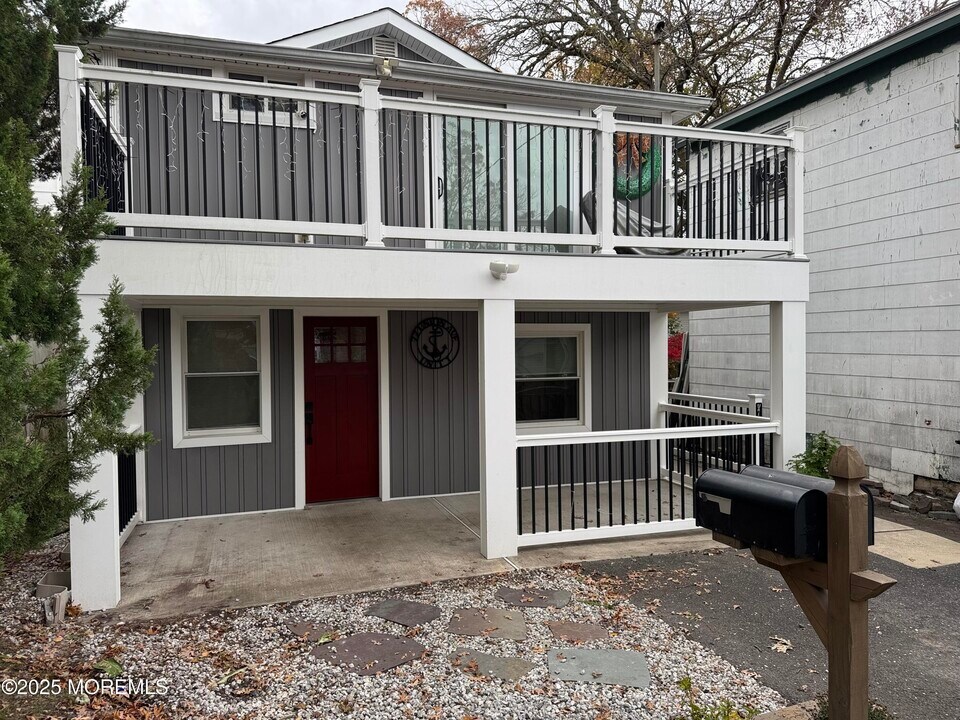 77 Union Ave in Neptune City, NJ - Building Photo