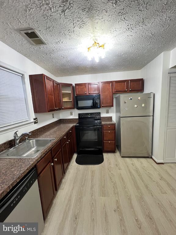 4201 Drake Ct in Waldorf, MD - Building Photo - Building Photo