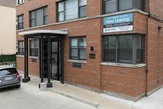 Shore Manor in Chicago, IL - Foto de edificio - Building Photo