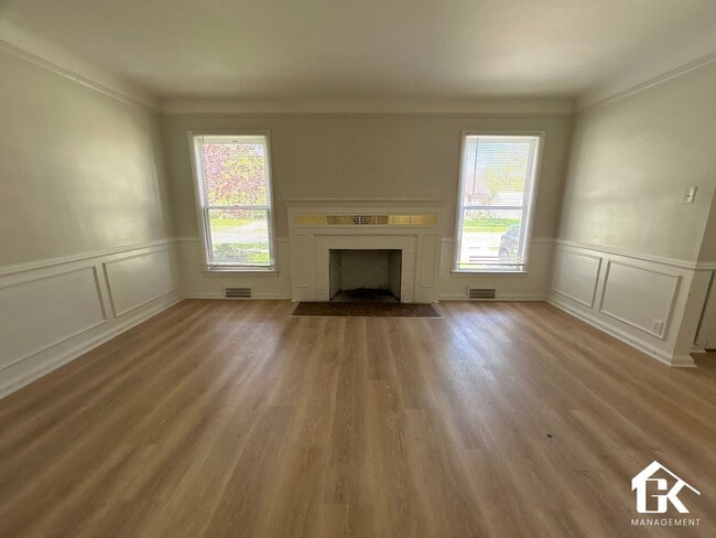 5915 Farmbrook St in Detroit, MI - Building Photo - Building Photo