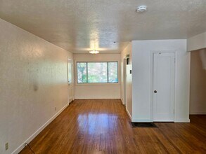 823 Washington St in Santa Rosa, CA - Building Photo - Building Photo