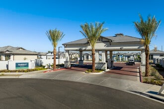 The Crofton in Phoenix, AZ - Building Photo - Building Photo