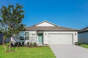 4154 Obsidian Dr in Spring Hill, FL - Building Photo