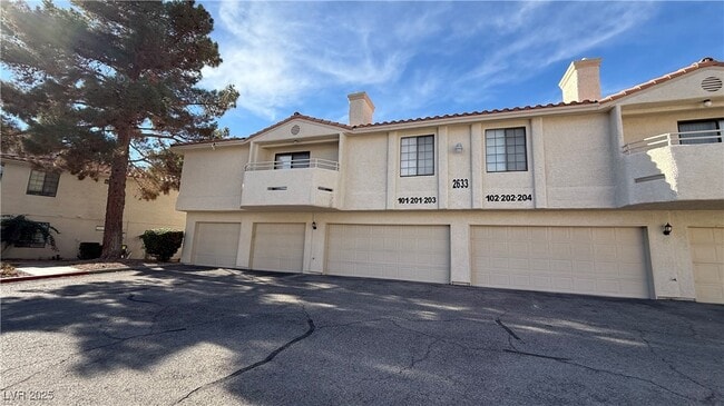 property at 2633 S Durango Dr