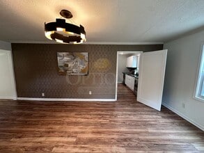 1251 Elizabeth Ave SW in Atlanta, GA - Building Photo - Building Photo