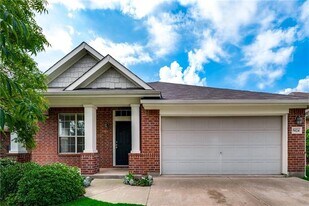 5024 Escambia Terrace in Fort Worth, TX - Building Photo