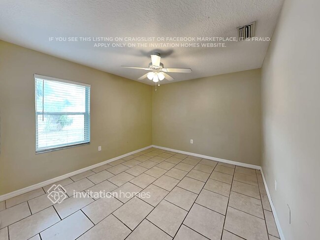 4017 Ponea Dr in Sarasota, FL - Building Photo - Building Photo