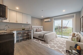 High Pointe Apartments in Cincinnati, OH - Building Photo - Building Photo