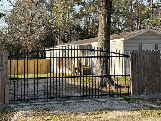 property at 31029 Sweetbriar Ln