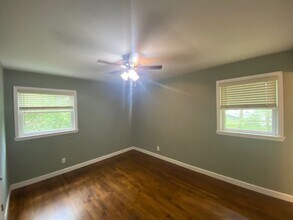 1922 Sunset Ln in Tallahassee, FL - Building Photo - Building Photo