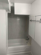 2430 N Spaulding Ave in Chicago, IL - Building Photo - Building Photo