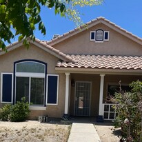 36764 Dove Springs Dr in Palmdale, CA - Building Photo