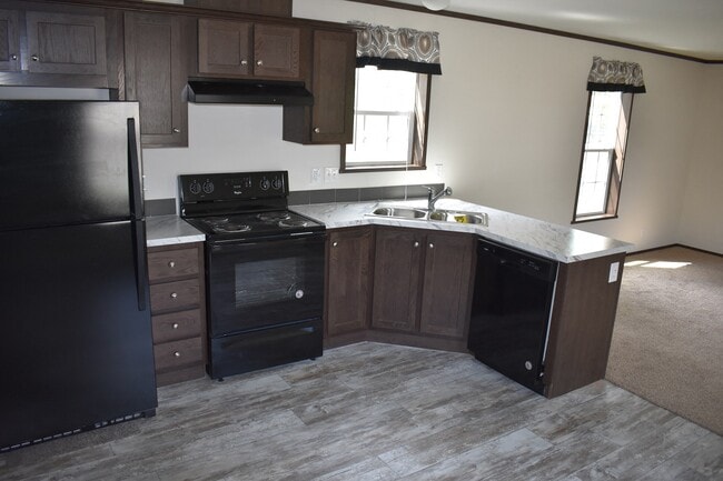 Williston Living in Williston, ND - Building Photo - Building Photo