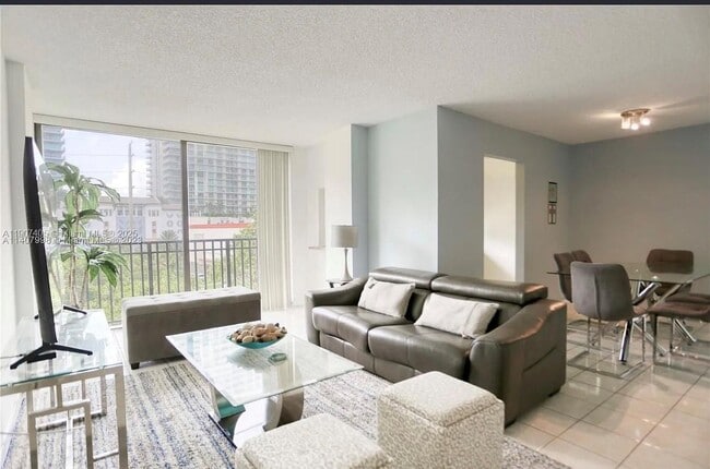 property at 16909 N Bay Rd