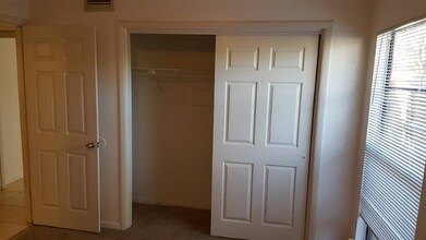 1301 5th St N-Unit -1301 in Jacksonville Beach, FL - Building Photo - Building Photo