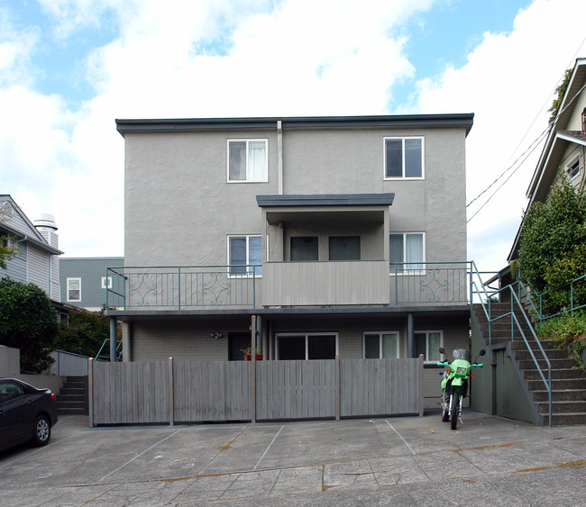 Green Lake Apartments in Seattle, WA - Building Photo - Building Photo