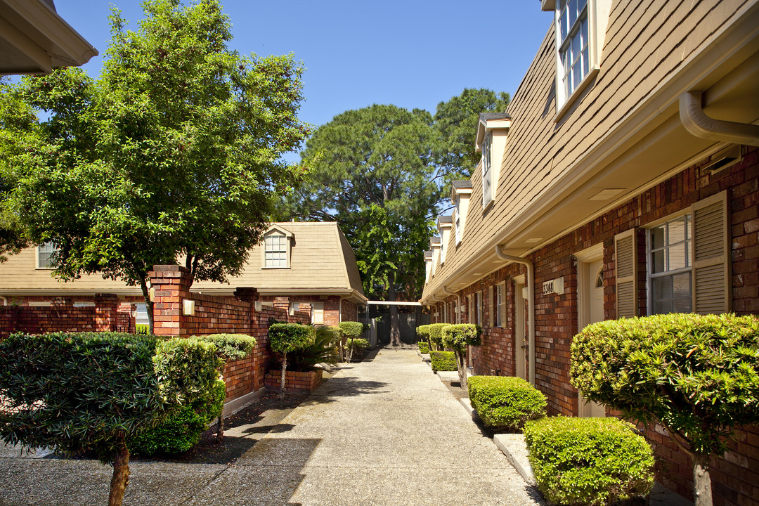 Drexel House in Metairie, LA - Building Photo