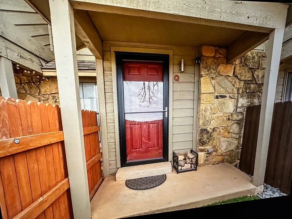 14441 N Pennsylvania Ave, Unit 57Q in Oklahoma City, OK - Building Photo