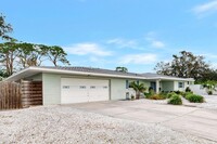 1633 Birchwood St in Sarasota, FL - Building Photo - Building Photo