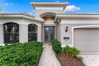 1308 Thornapple Dr in Osprey, FL - Foto de edificio - Building Photo