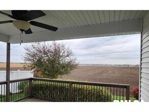 2702 Johnathan Pl in Springfield, IL - Building Photo - Building Photo