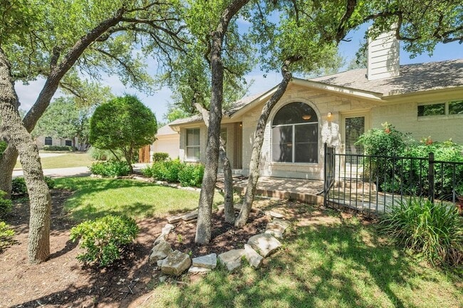 property at 36 Muirfield Greens Ln