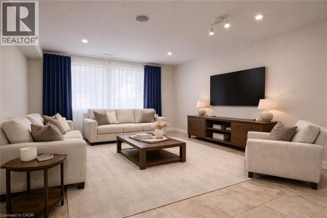 264 Fischer-Hallman Rd in Kitchener, ON - Building Photo - Building Photo