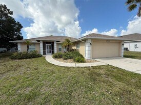 27097 Paratins Dr in Punta Gorda, FL - Building Photo