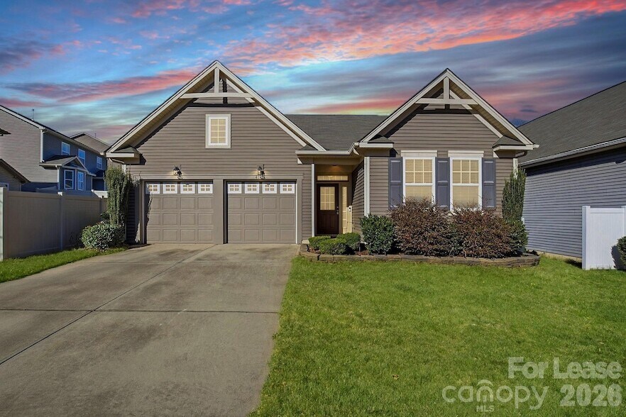 4318 Connestee Ct in Charlotte, NC - Building Photo