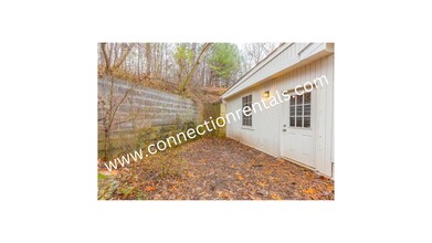 2705 Suncrest Dr in Dalton, GA - Building Photo - Building Photo