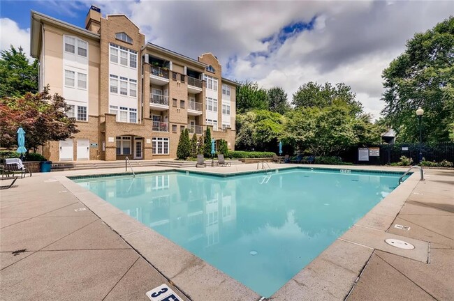 240 Renaissance Pkwy NE, Unit 307